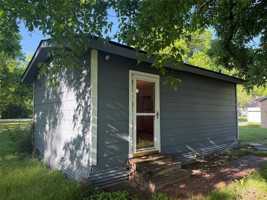 featured image of 117 Bowie St