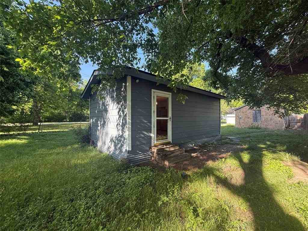 117 Bowie St - Photo 2 of 16