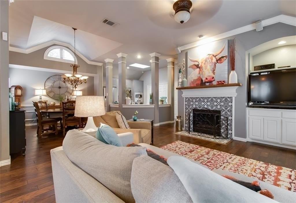 4721 Ridgedale Dr - Photo 5 of 23