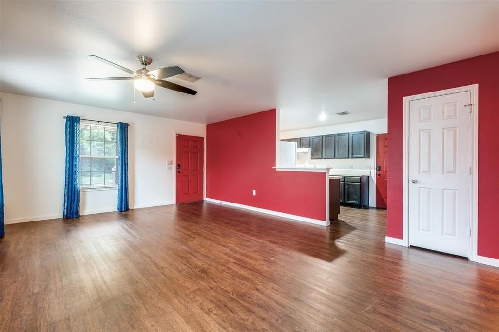 2727 Choice St - Photo 2 of 11
