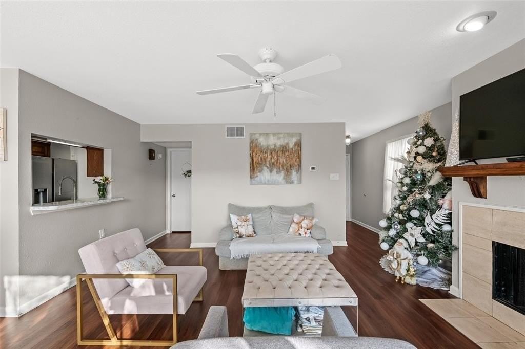 1031 Signal Ridge Pl #1031 - Photo 3 of 20
