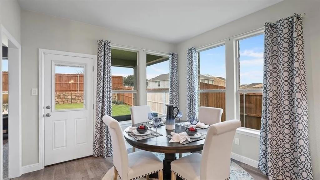 15508 Leaside Dr - Photo 5 of 12