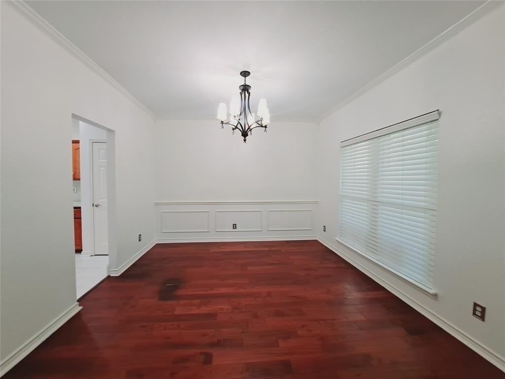 1534 Chapman Dr - Photo 4 of 28