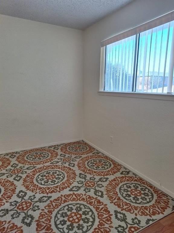 129 Allencrest Dr - Photo 3 of 10