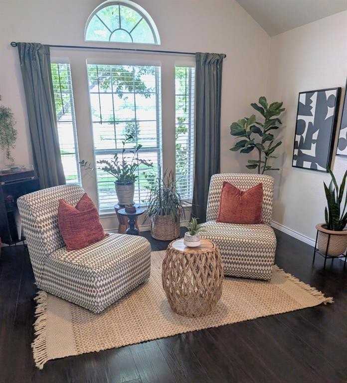 3909 Vista Greens Dr - Photo 2 of 15