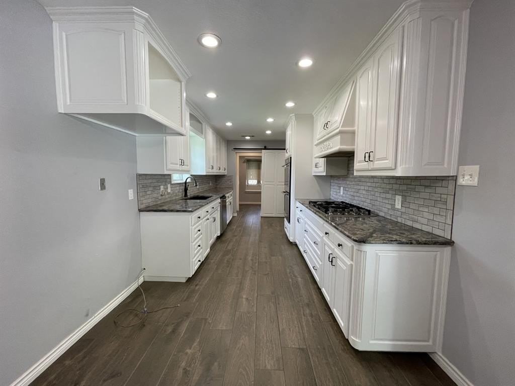 3209 Bridlegate Dr - Photo 5 of 24