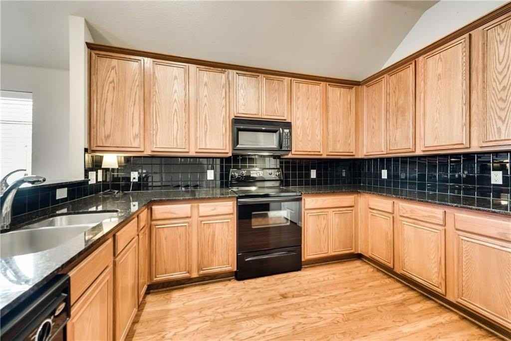 5421 Ridgepass Ln - Photo 4 of 13