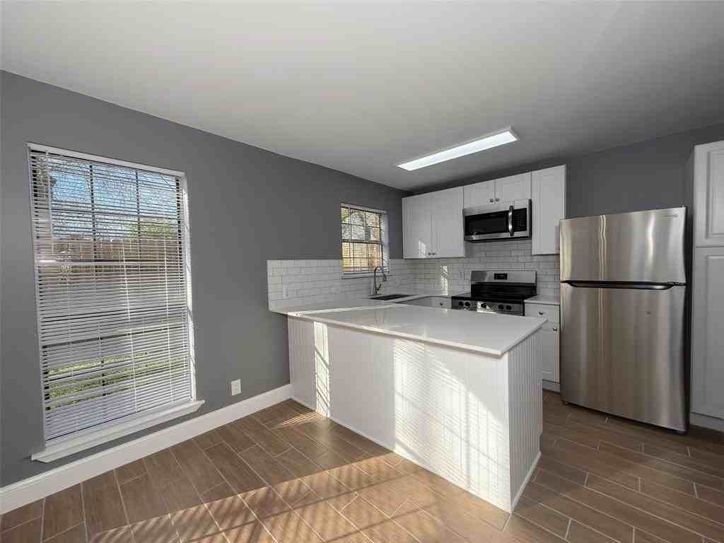 1900 W Taylor St - Photo 6 of 13