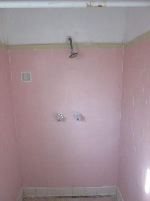 617 E North 18th St #B - Photo 5 of 5