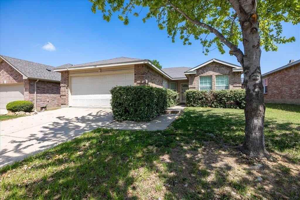 1705 Diamond Lake Trl - Photo 3 of 24