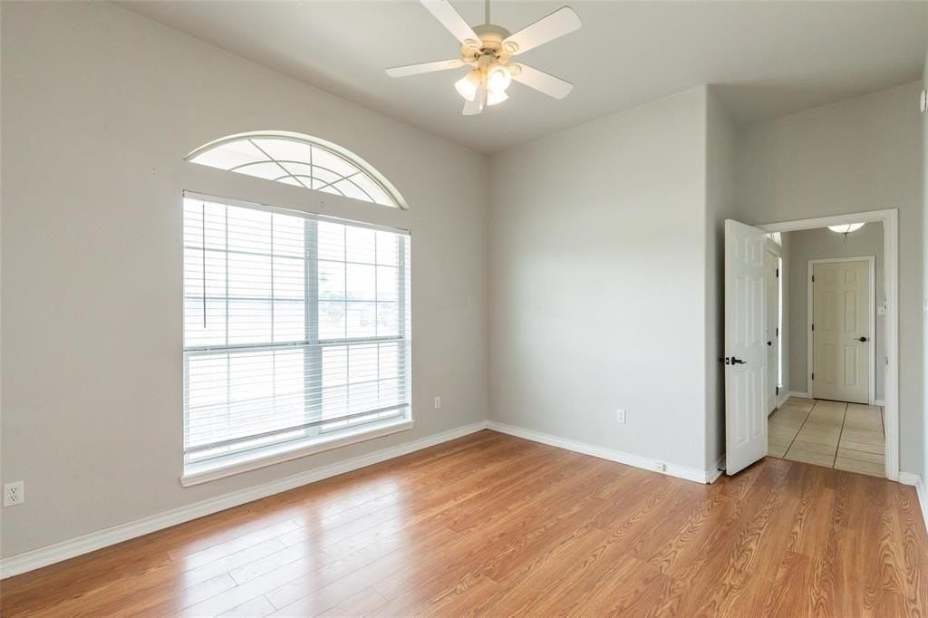 222 Sugar Biscuit Ln - Photo 7 of 40