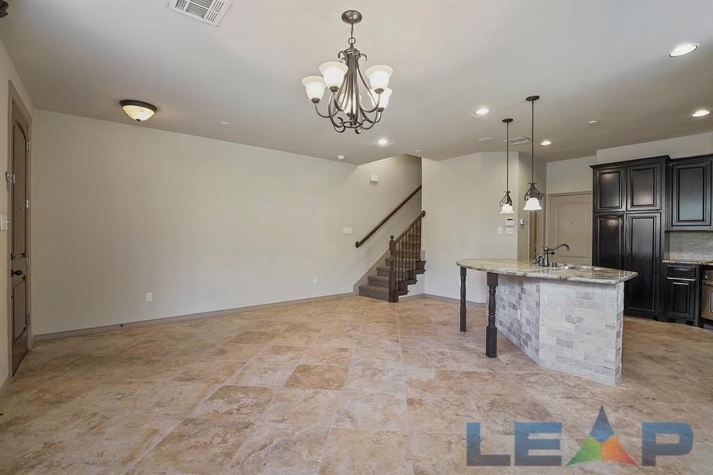 7931 Belinda Ln - Photo 5 of 27