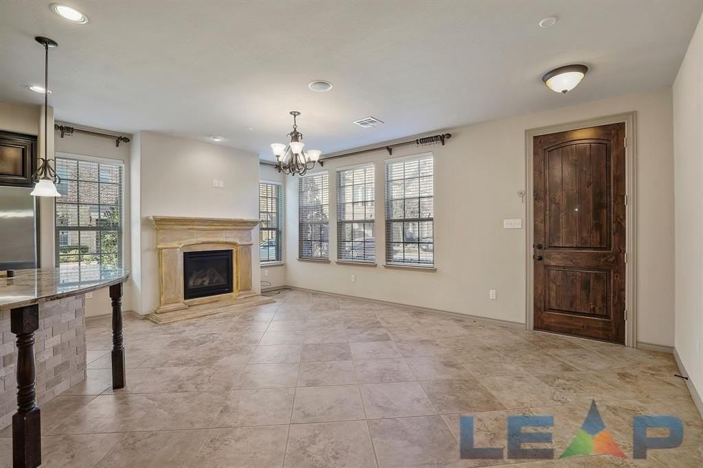 7931 Belinda Ln - Photo 6 of 27