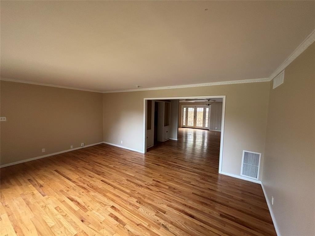 6127 Bandera Ave #B - Photo 3 of 14
