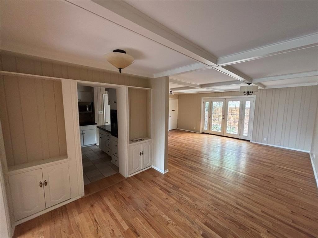 6127 Bandera Ave #B - Photo 4 of 14