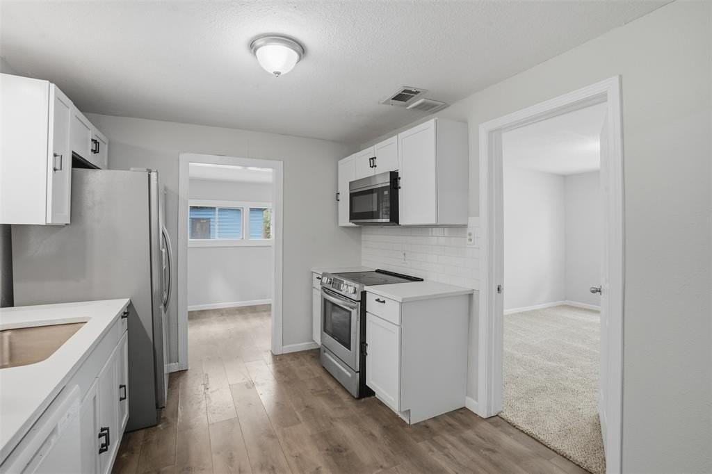 507 E Heron St - Photo 4 of 27