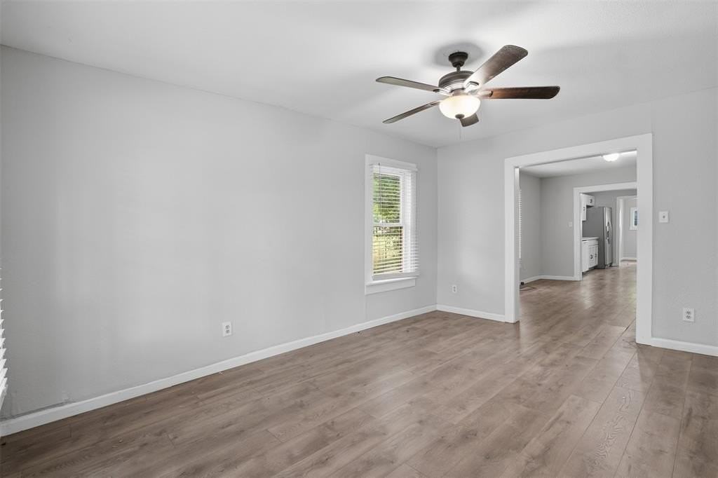 507 E Heron St - Photo 7 of 27
