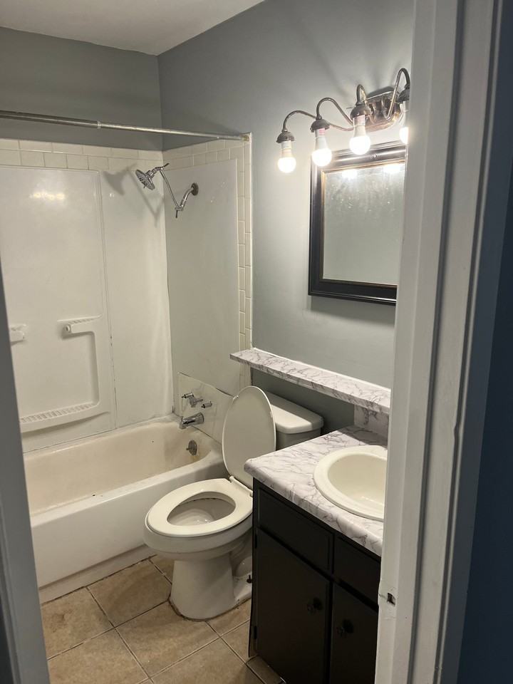 12315 Constitution St - Photo 7 of 17