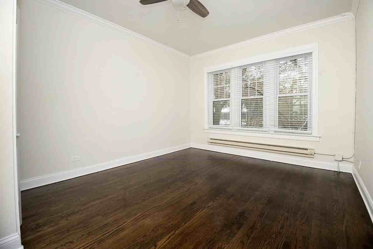 1132 Maple Ave #2 - Photo 7 of 8