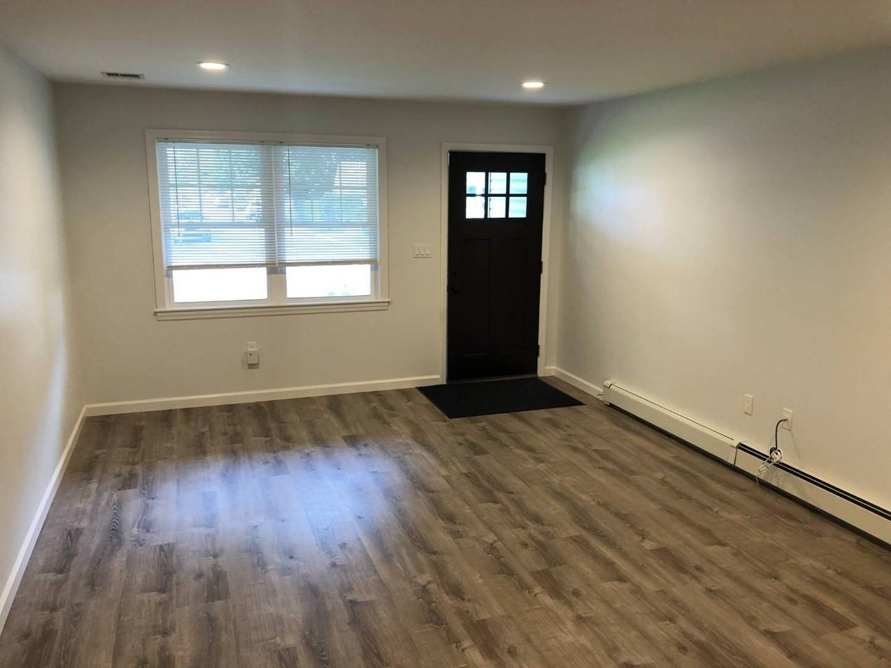 Coles St - Photo 2 of 16