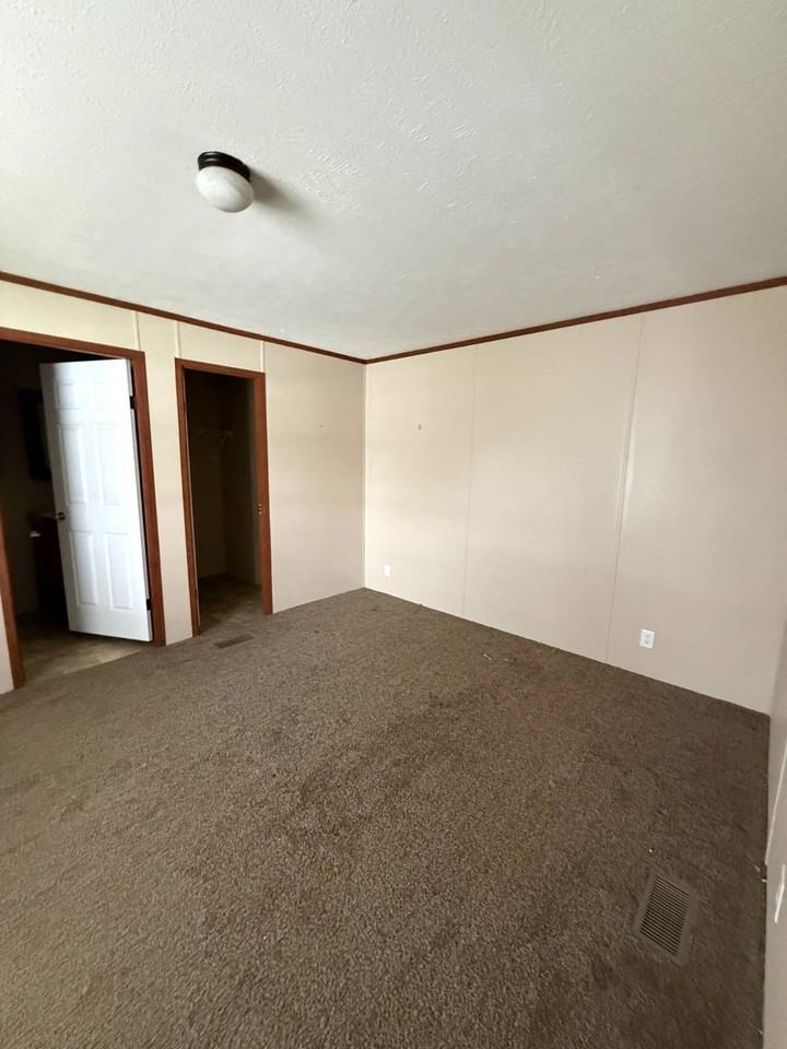 1824 Aldrin Ct #265 - Photo 5 of 9