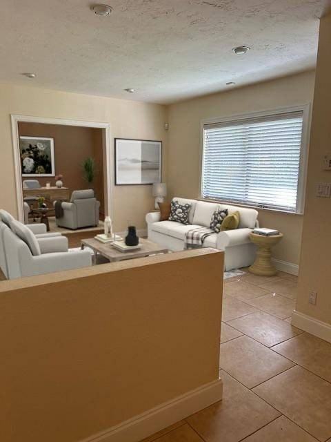 20945 Sw 240th St - Photo 5 of 9