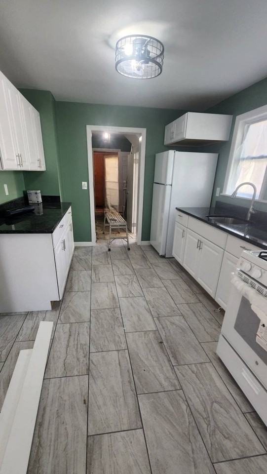 45 Woodcliff Ave - Photo 3 of 13