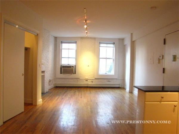 305 W Broadway - Photo 3 of 3