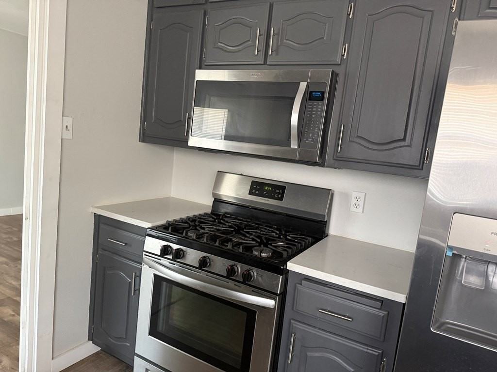 2705 Cambridge St - Photo 4 of 21