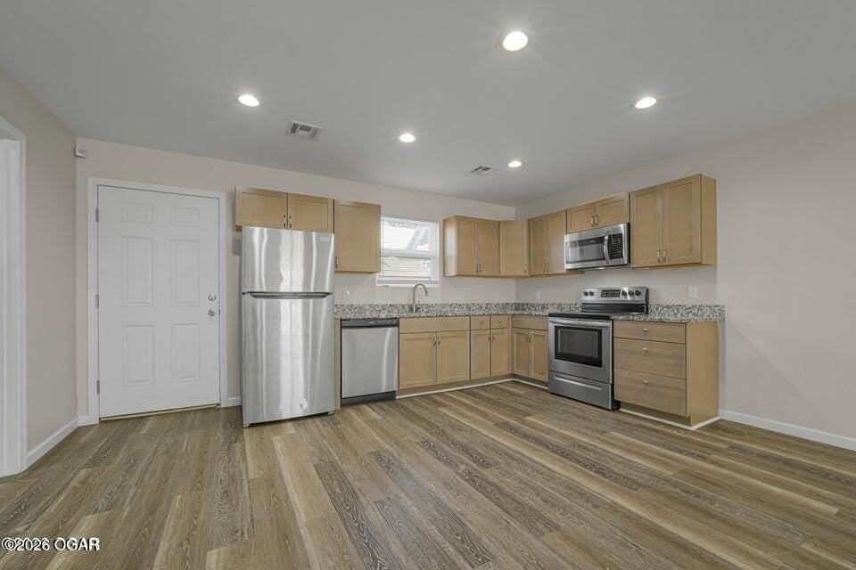 1001 E 5th St #B - Photo 5 of 10