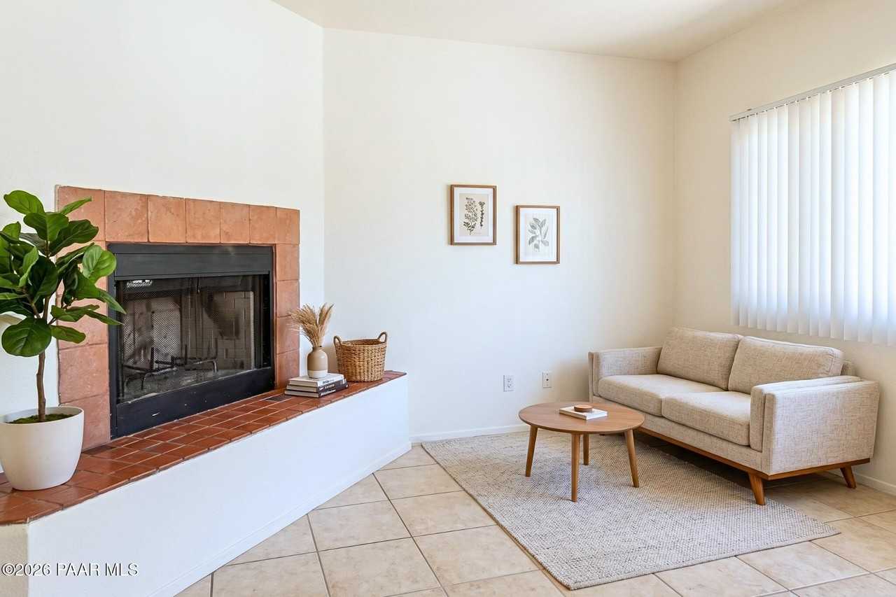 352 W Delano St #1 - Photo 2 of 6