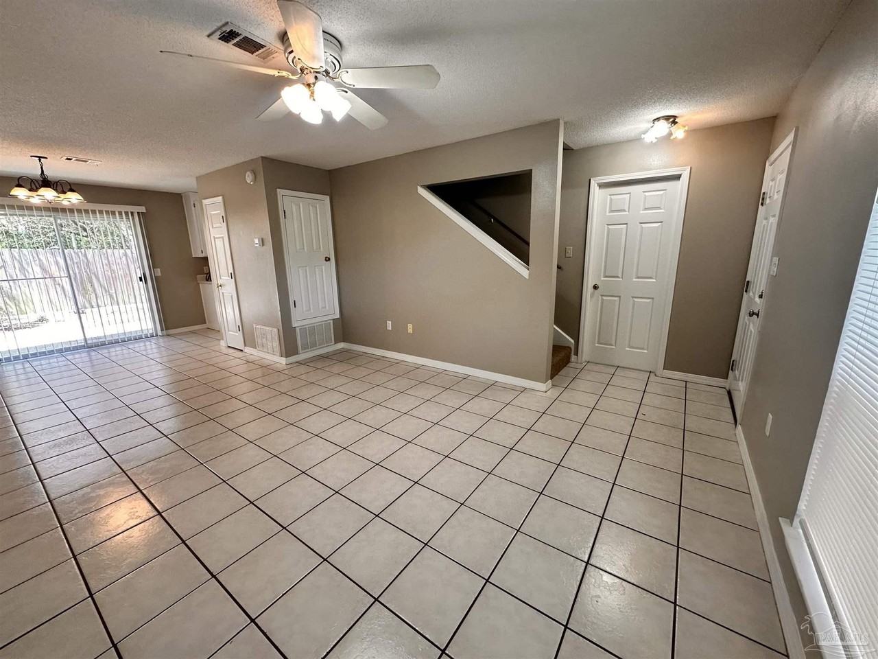 5715 Cacica St - Photo 5 of 21