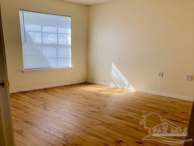 9692 Cobblebrook Dr - Photo 7 of 10