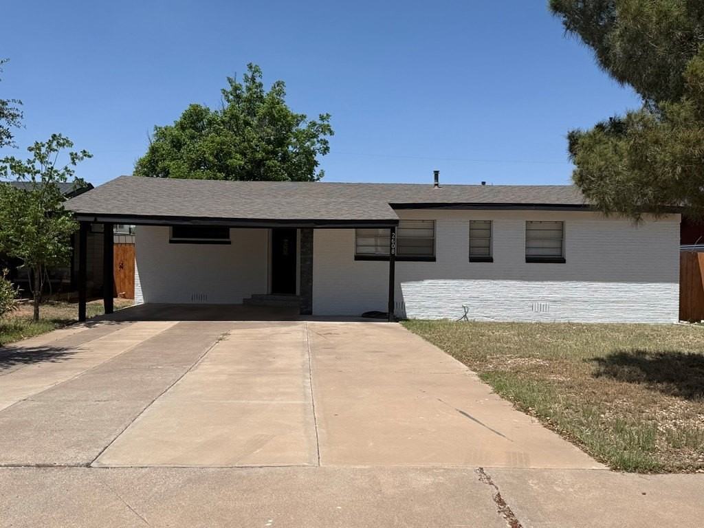 2608 Kessler Ave - Photo 2 of 17