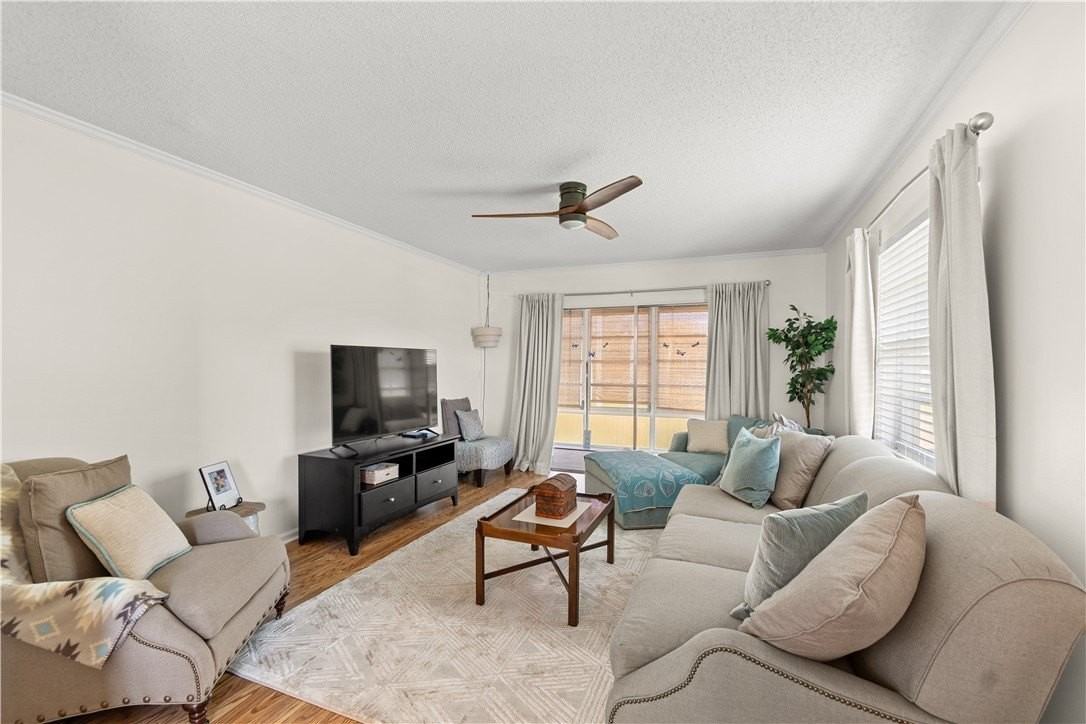 16 Vista Palm Ln #201 - Photo 5 of 32