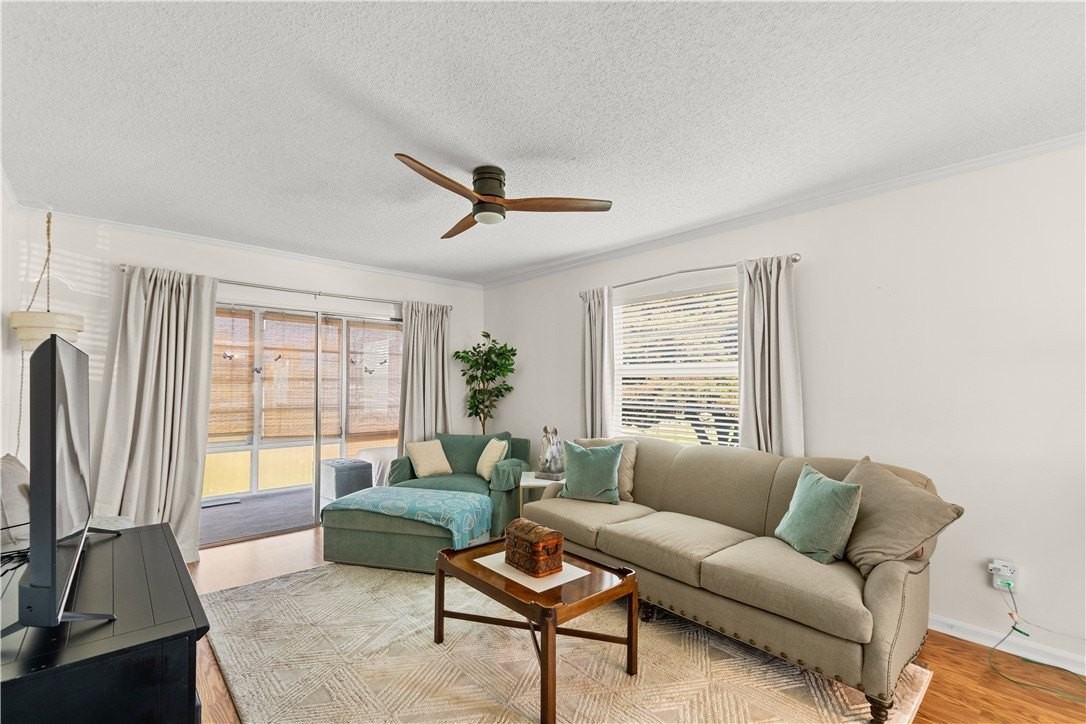 16 Vista Palm Ln #201 - Photo 7 of 32