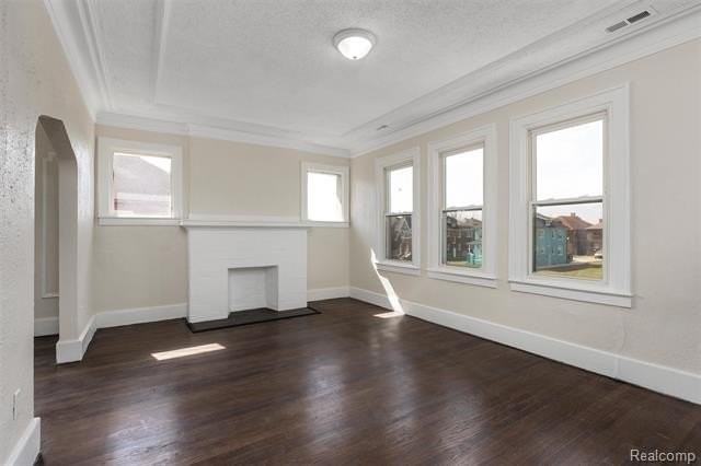 3217 Elmhurst St - Photo 2 of 22