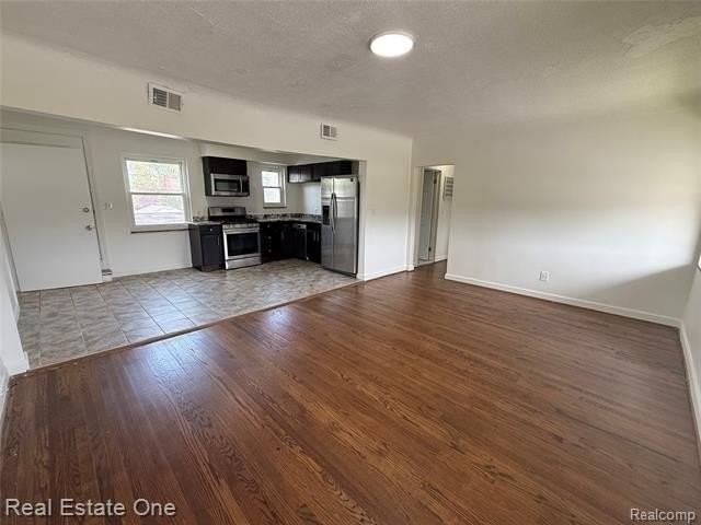 24720 Michigan Ave - Photo 2 of 11