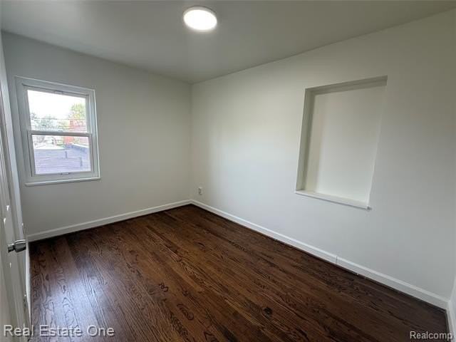 24720 Michigan Ave - Photo 3 of 11