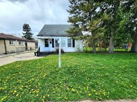 6147 Whitefield St - Photo 1 of 1