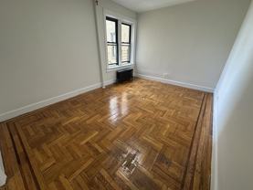 E 196th St #1C - Photo 1 of 1