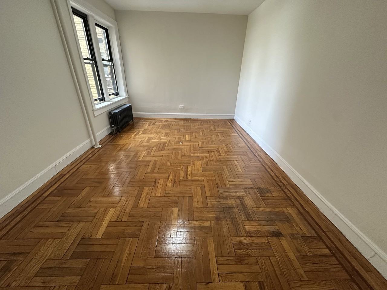 E 196th St #1C - Photo 3 of 8