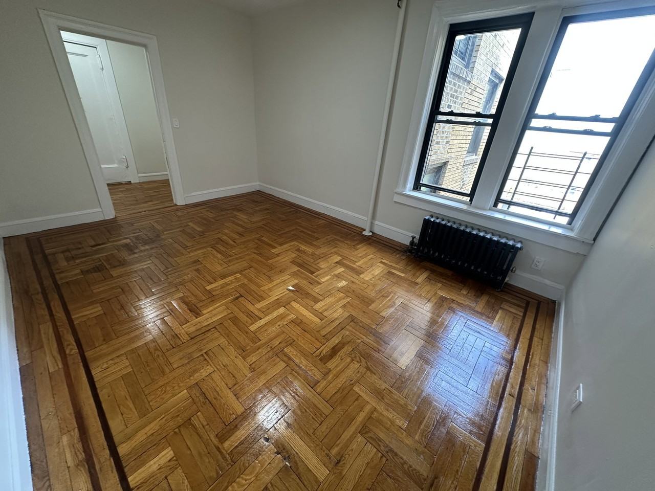 E 196th St #1C - Photo 4 of 8