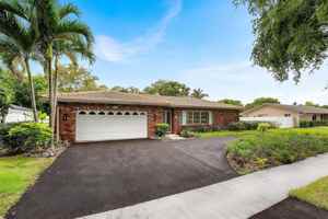 featured image of 931 Nw 9th Ct