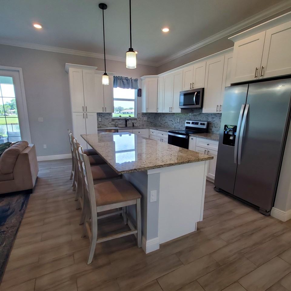 2161 Se Sunflower St - Photo 5 of 41