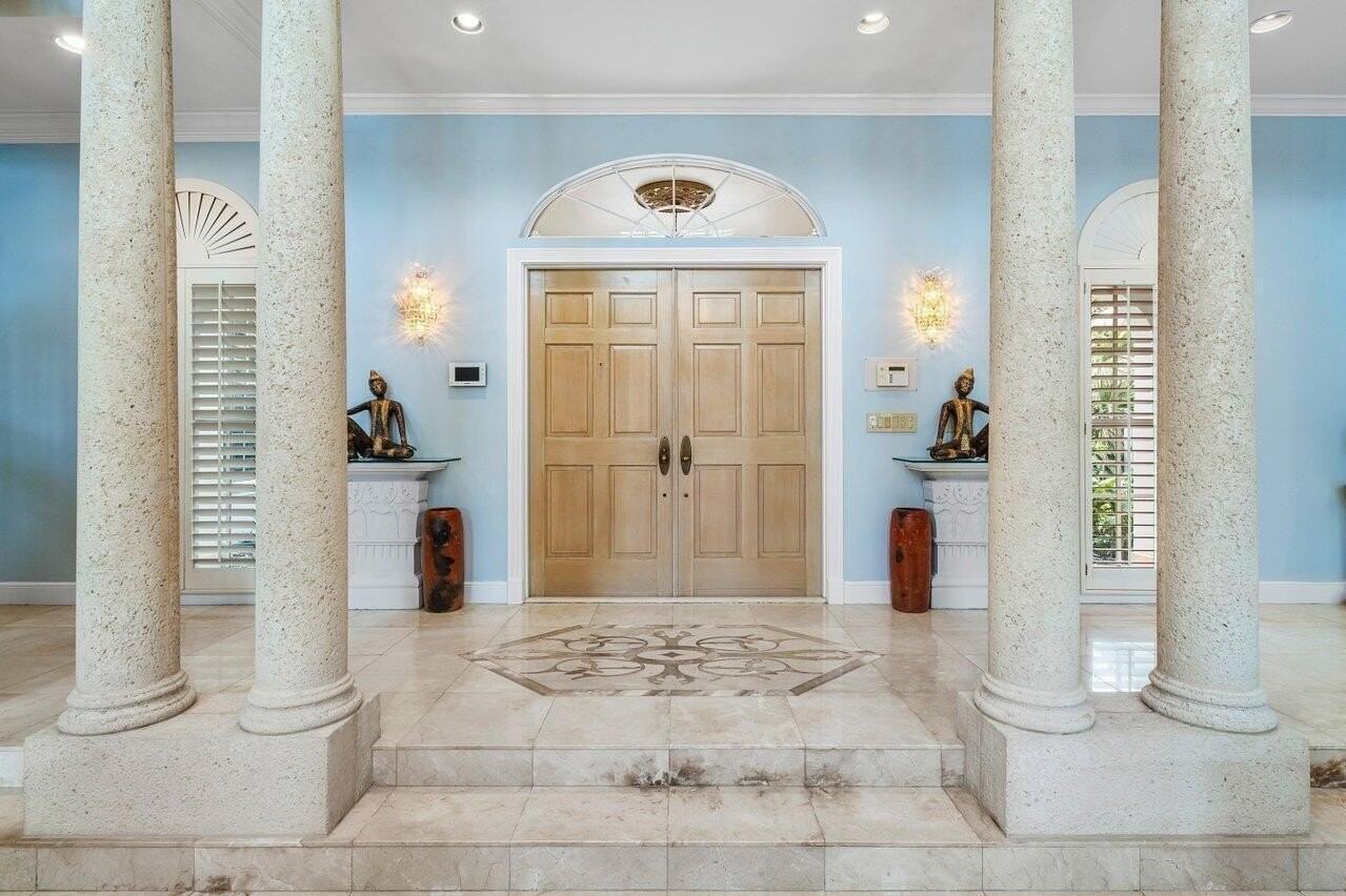 2540 Fairway Island Dr - Photo 6 of 49