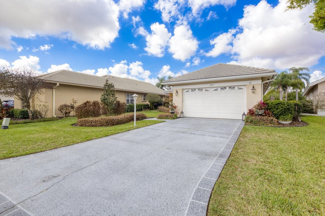 7327 Marsh Ter - Photo 2 of 33