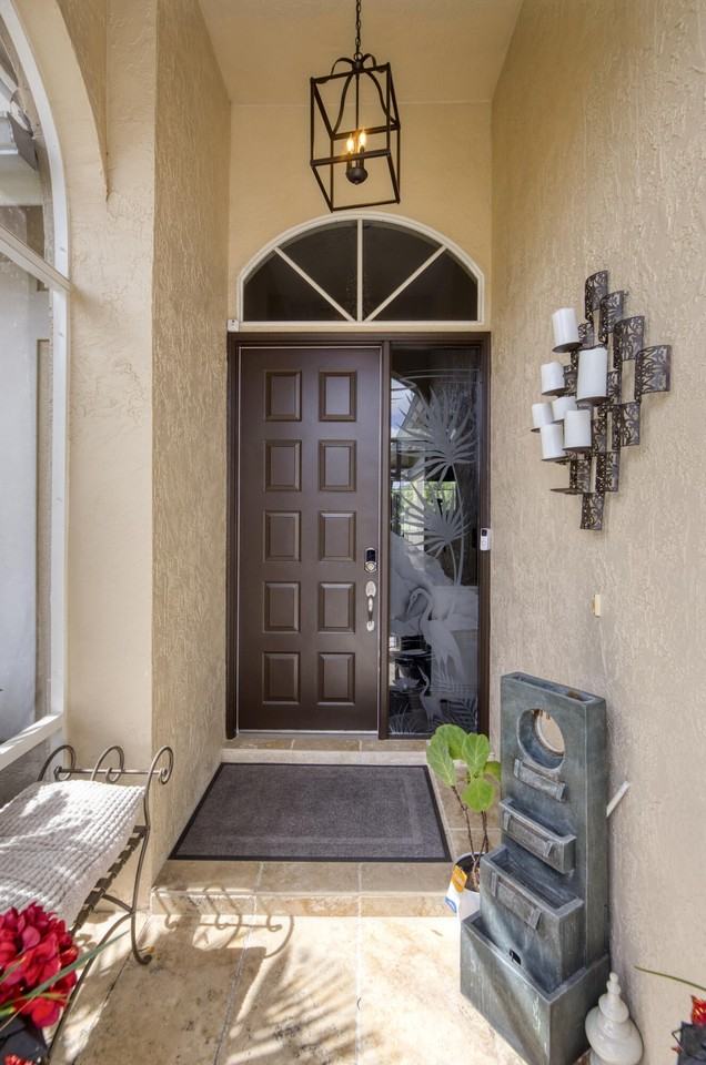 7327 Marsh Ter - Photo 4 of 33