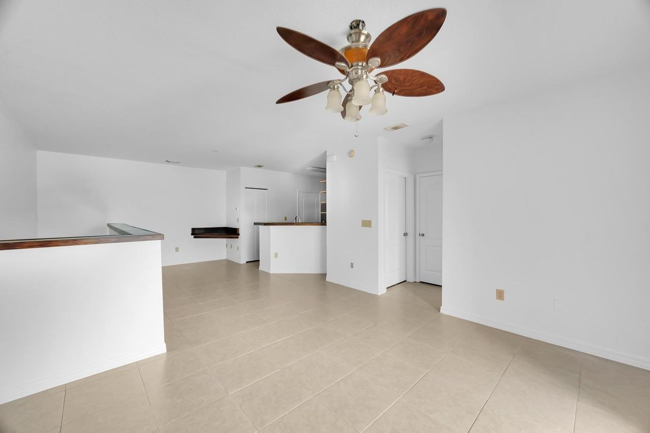 106 Sw Peacock Blvd #206 - Photo 6 of 17