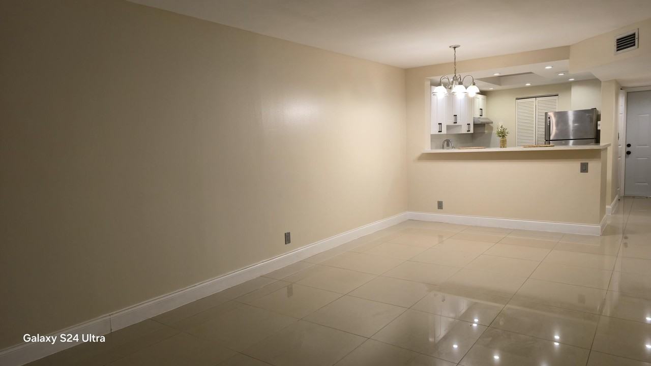 8000 Colony Cir S #309 - Photo 5 of 16